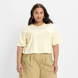 NWT Women's Short Sleeve Seashell Beaded T-Shirt - Future Collective Cream 2X